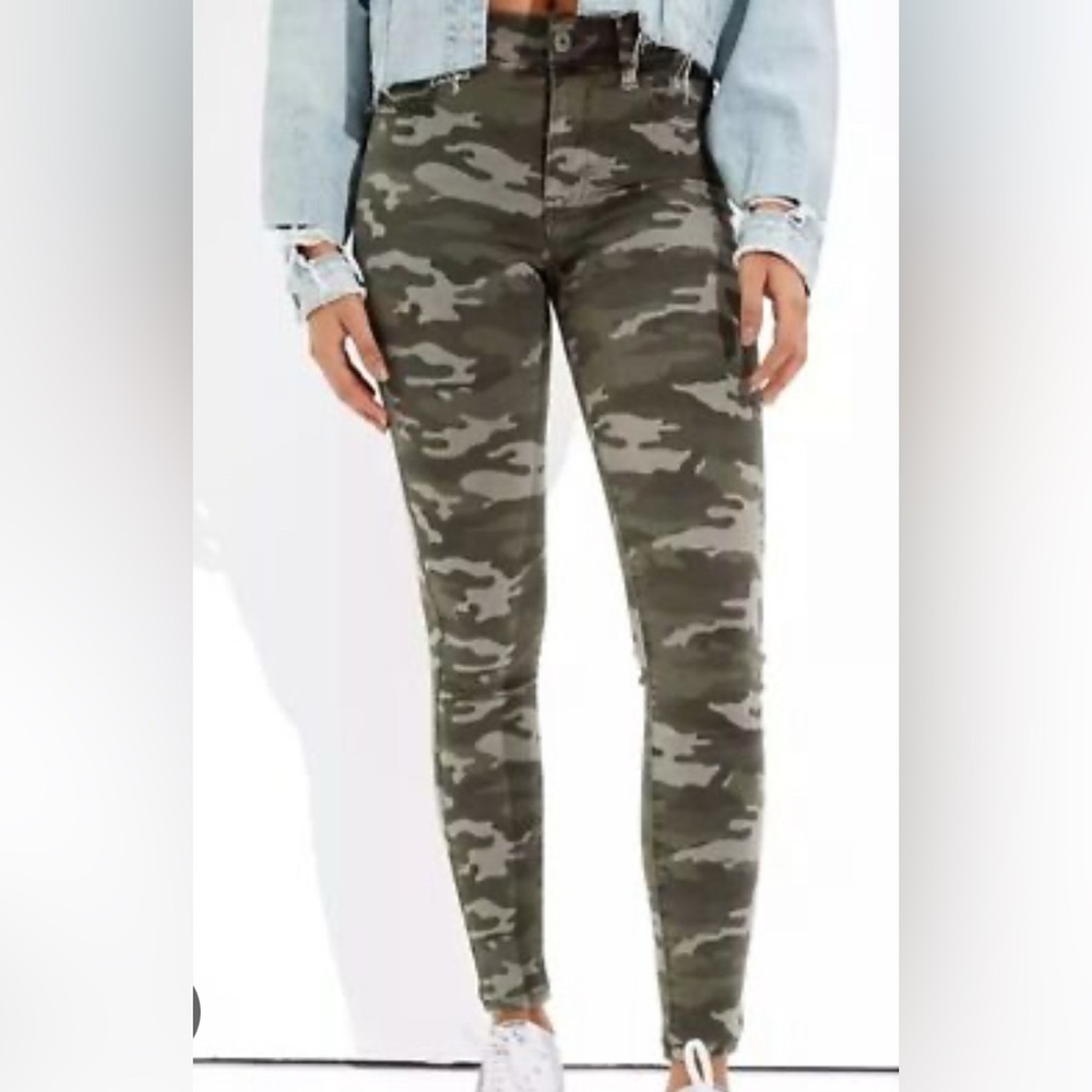 American‎ Eagle Outfitters Camouflage Jeggings